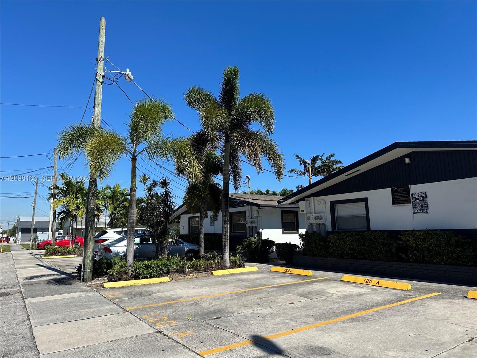 108 NW 2nd Avenue C, Hallandale Beach, FL 33009 photo 21