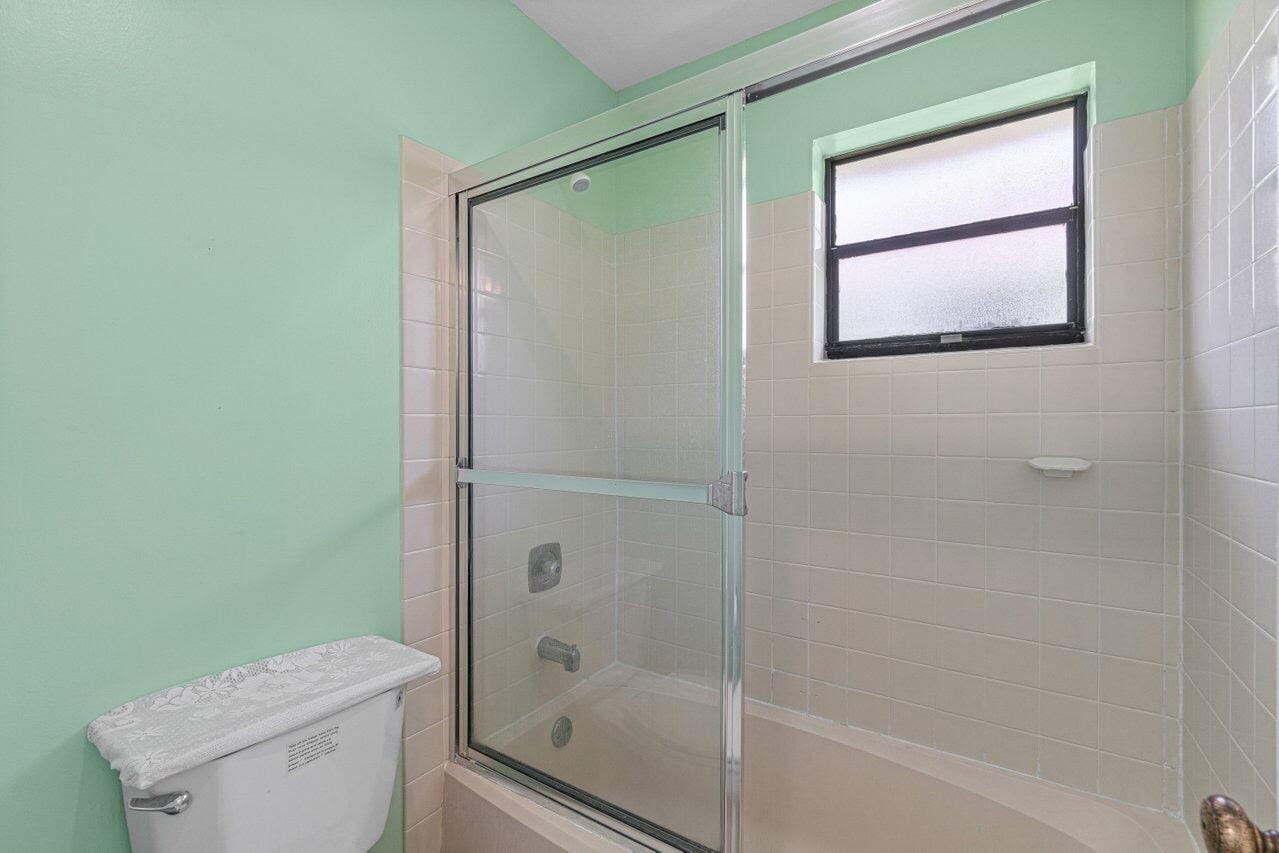 9825 Walnut Tree Way, Boynton Beach, FL 33436 photo 16
