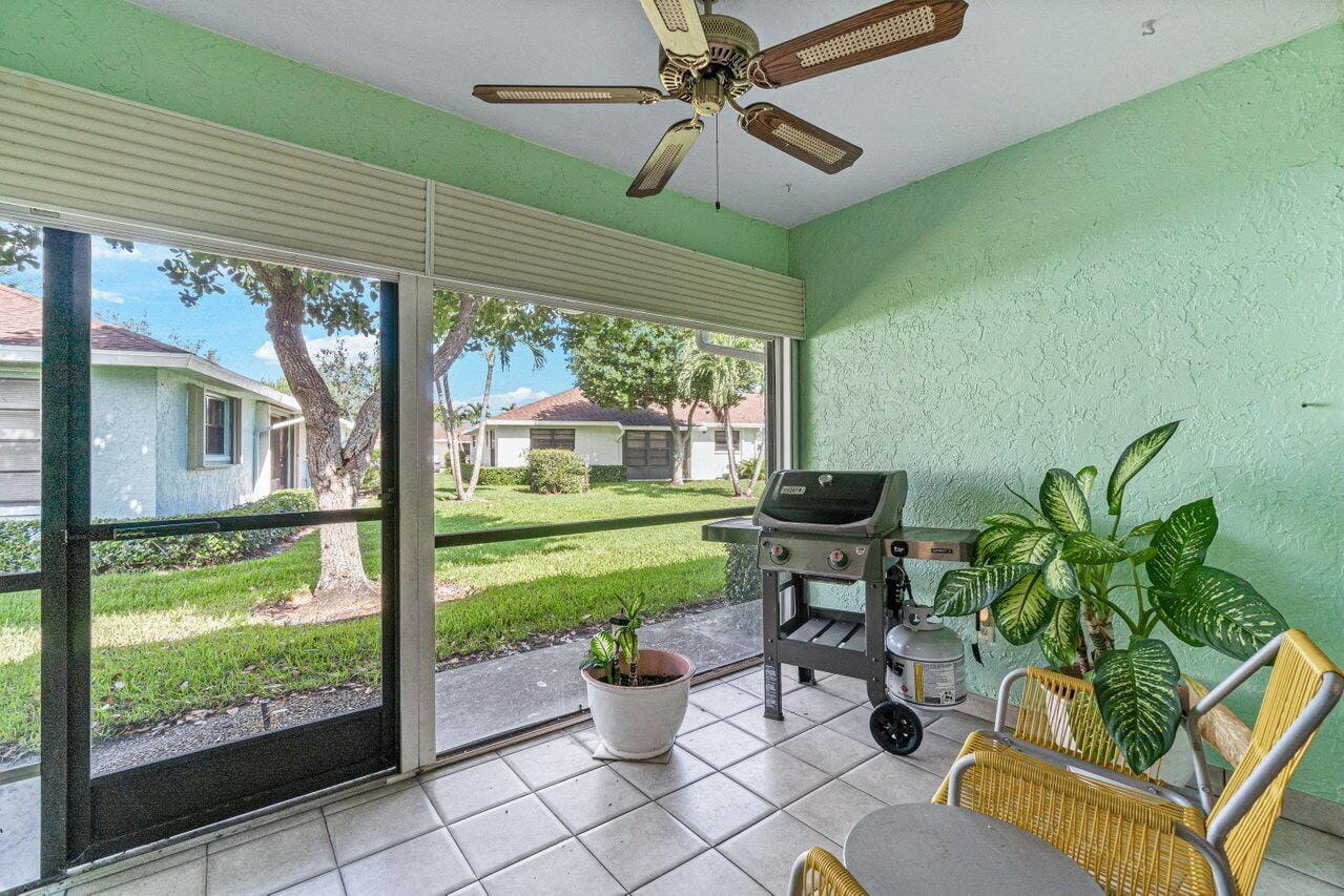 9825 Walnut Tree Way — photo 4