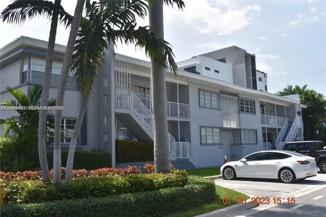 9780 Bay Harbor Terrace 7, Bay Harbor Islands, FL 33154