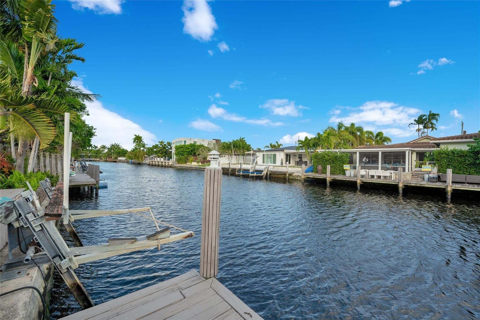 2142 NE 17th Avenue, Wilton Manors, FL 33305 photo 2