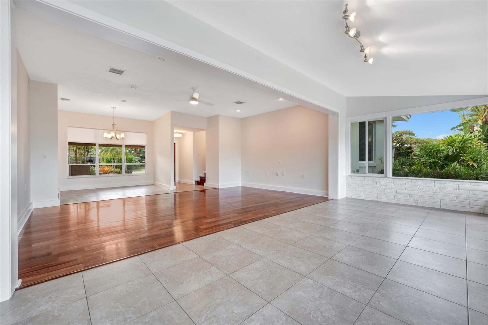 2142 NE 17th Avenue, Wilton Manors, FL 33305 photo 23