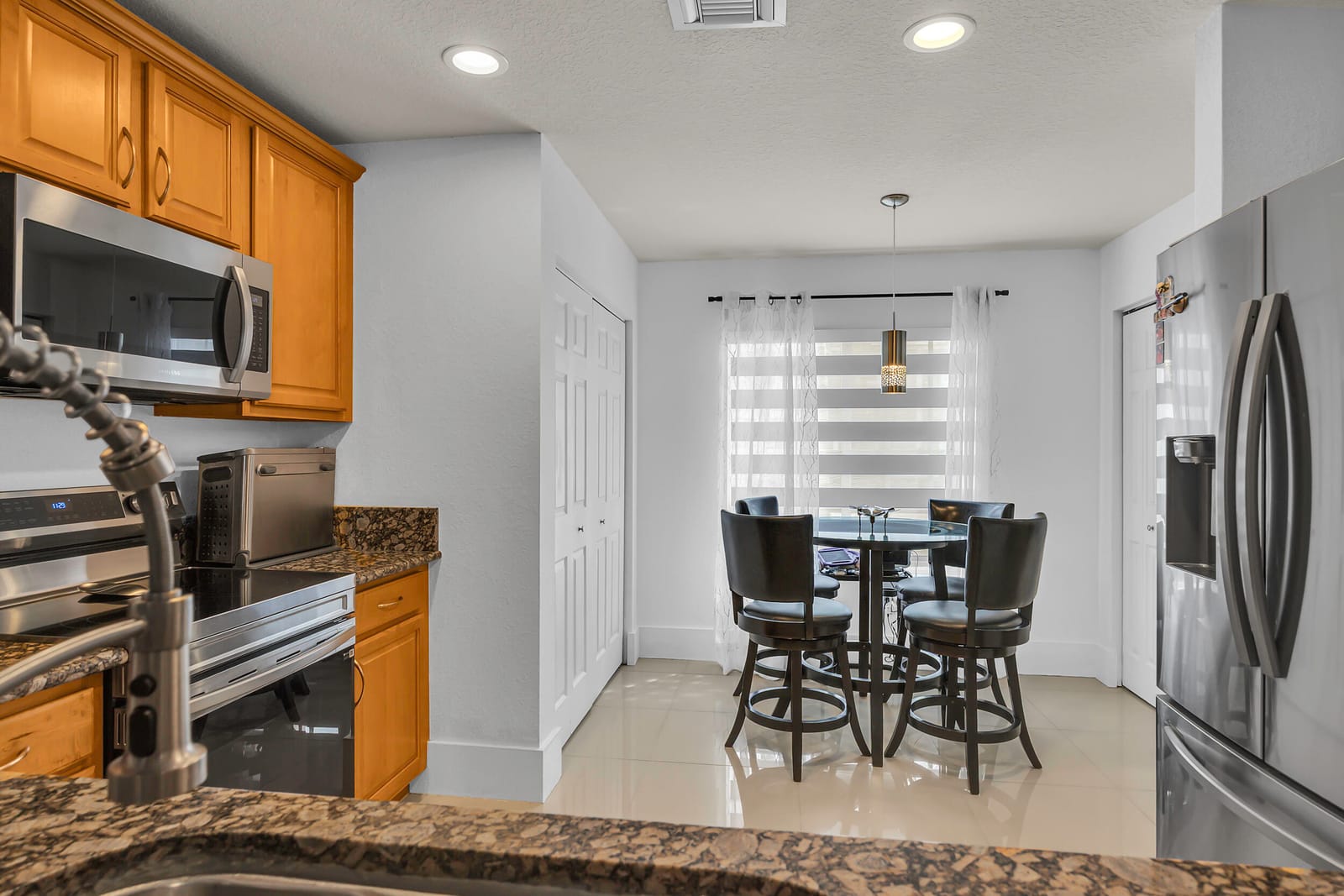 5933 MANCHESTER Way 5933 — photo 12