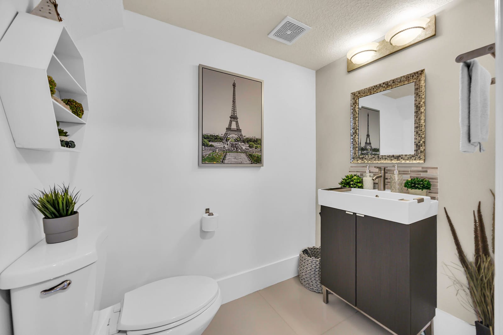 5933 MANCHESTER Way 5933 — photo 7