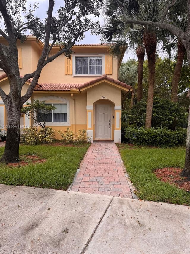 2641 SW 83rd Terrace 104, Miramar, FL 33025