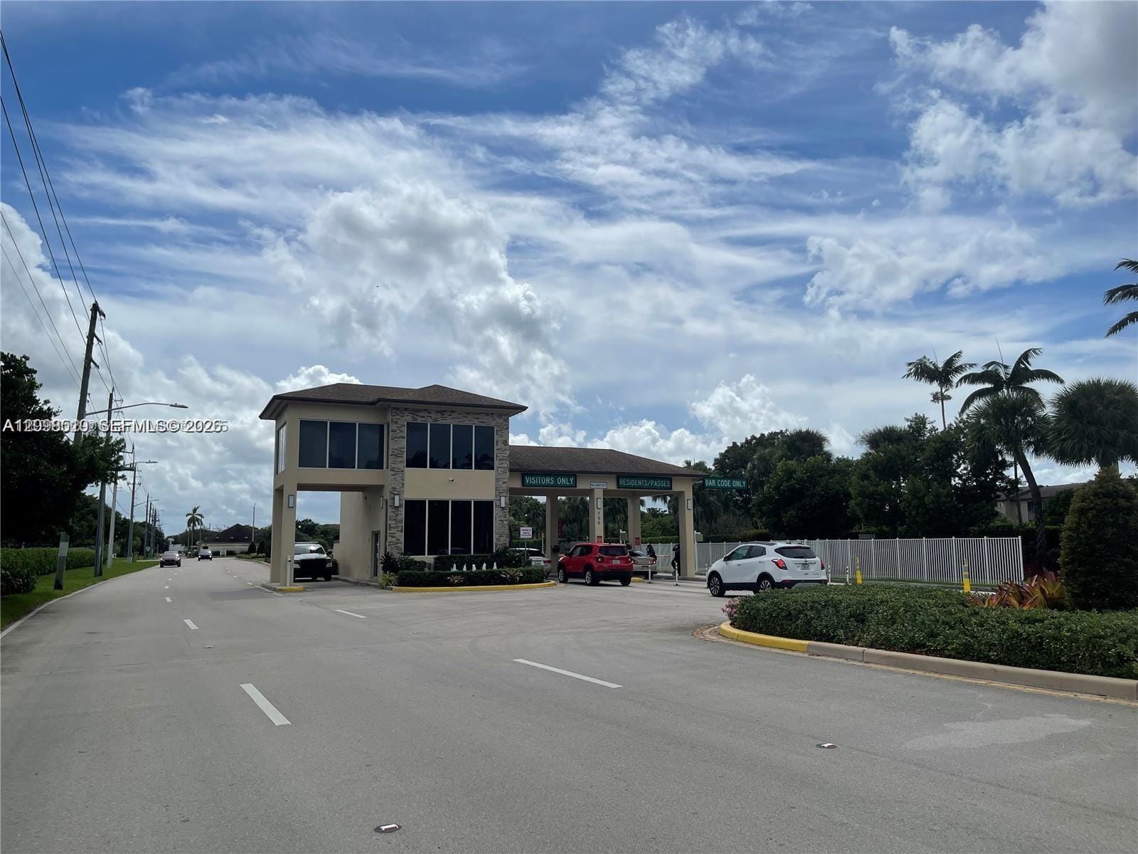 800 SW 142nd Avenue 104N, Pembroke Pines, FL 33027 photo 3