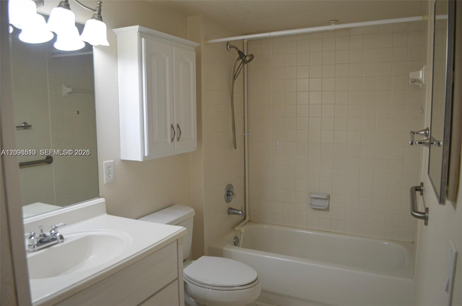 800 SW 142nd Avenue 104N, Pembroke Pines, FL 33027 photo 9