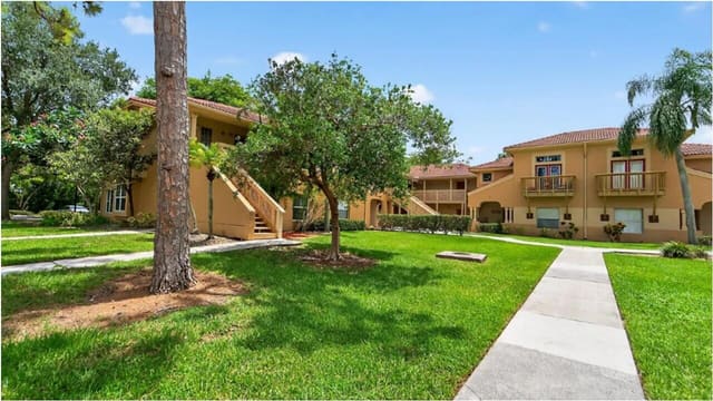 4751 VIA PALM Lakes 409, West Palm Beach, FL 33417
