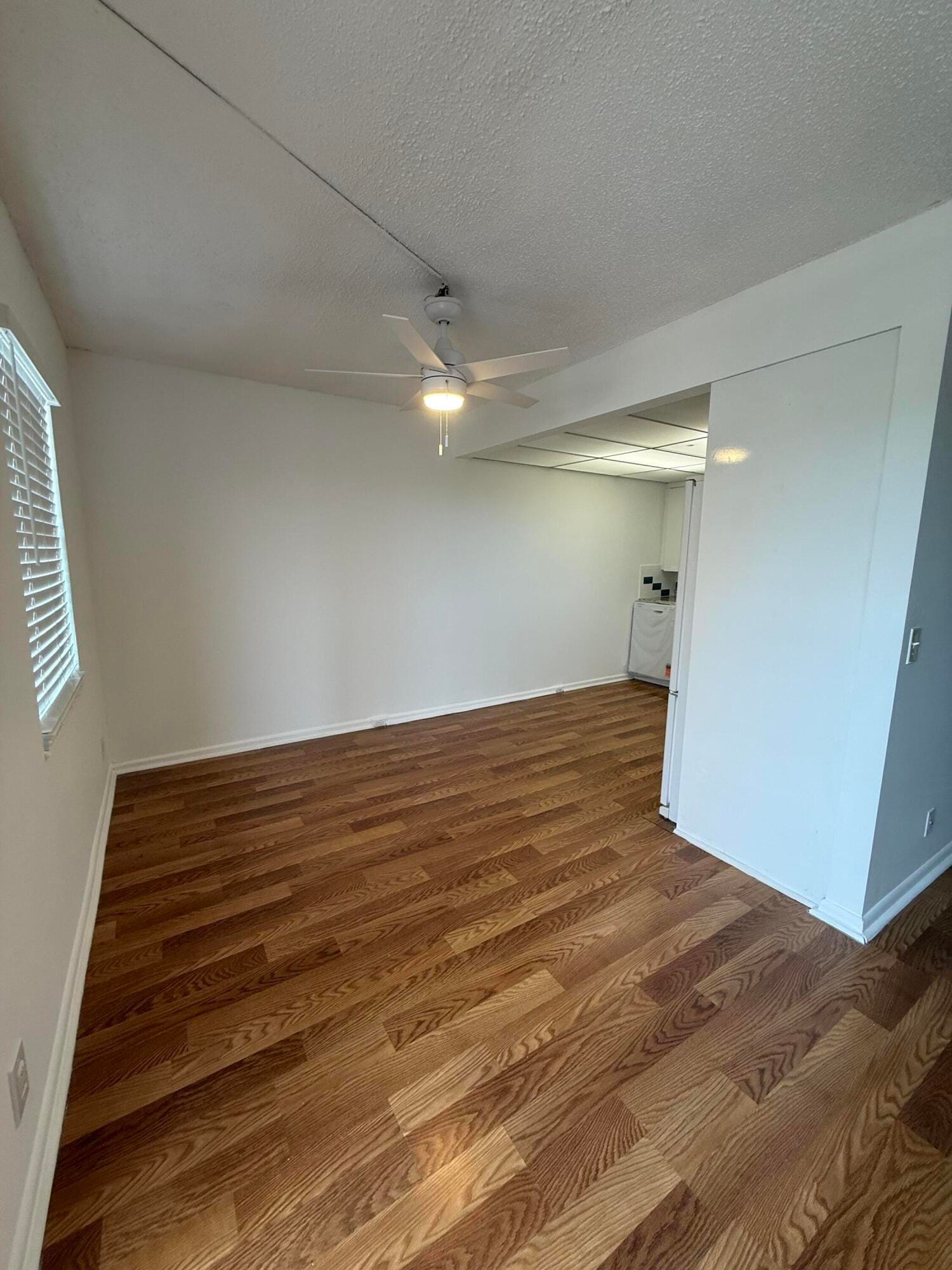 4055 NEWCASTLE C — photo 3