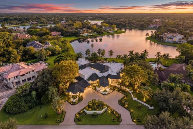 2965 Surrey Lane, Weston, FL 33331