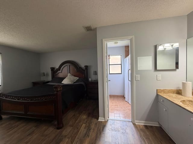 202 SW HOLDEN Terrace, Port St. Lucie, FL 34984