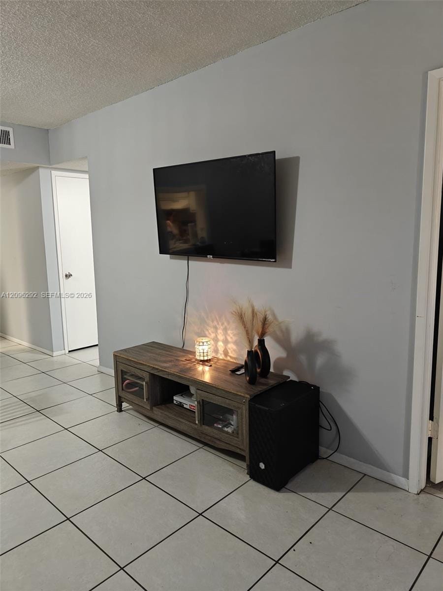 4311 Crystal Lake Drive 120 — photo 7