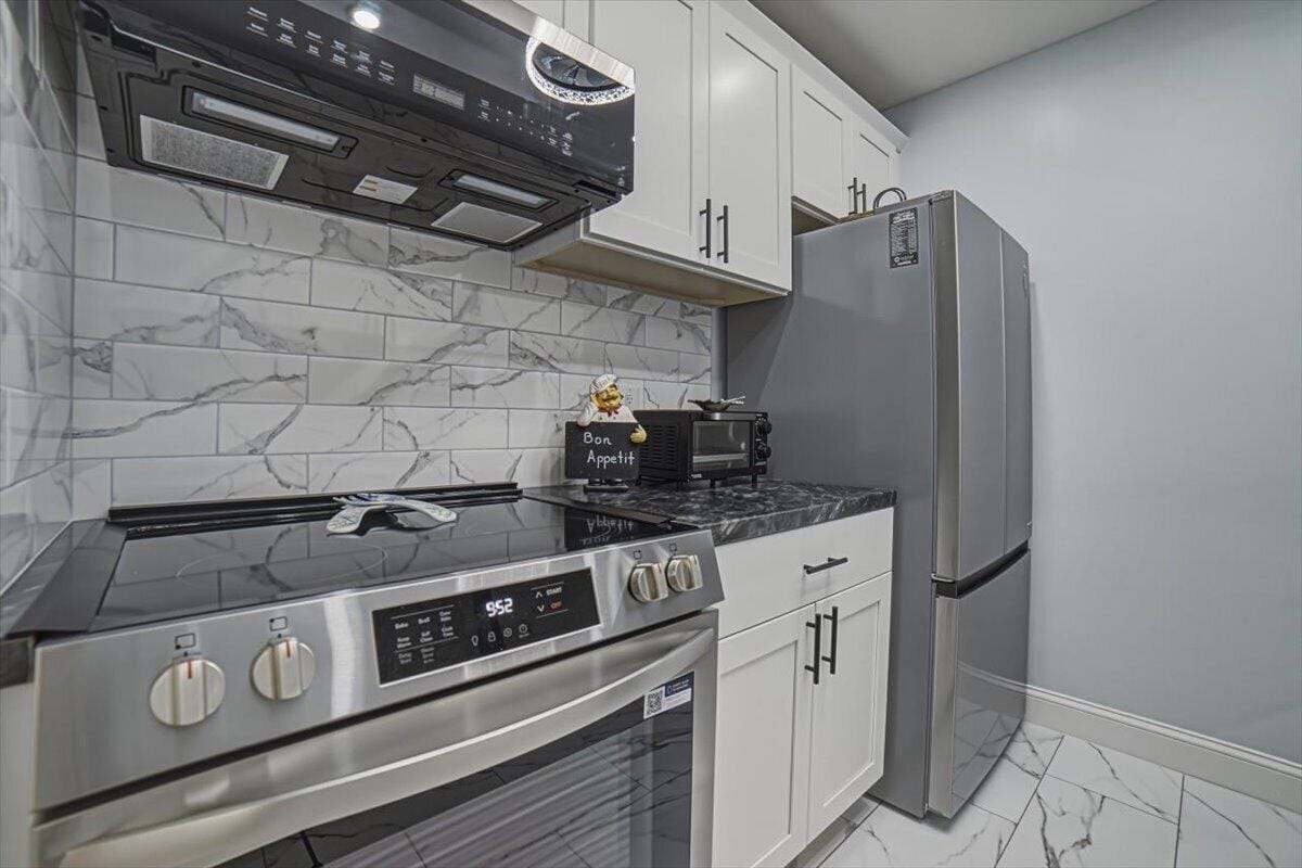 101 Doolen Court 205, North Palm Beach, FL 33408 photo 17