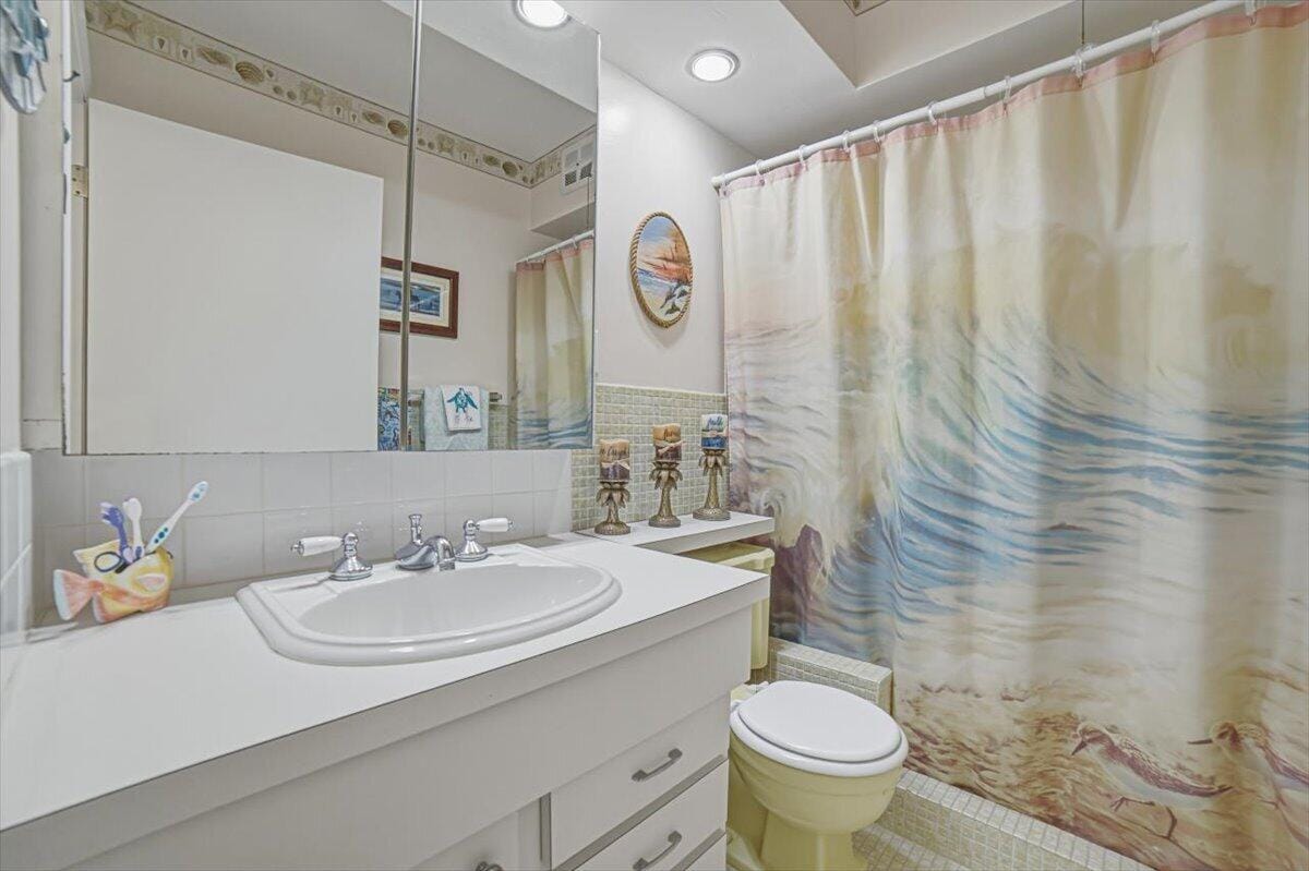 101 Doolen Court 205, North Palm Beach, FL 33408 photo 25