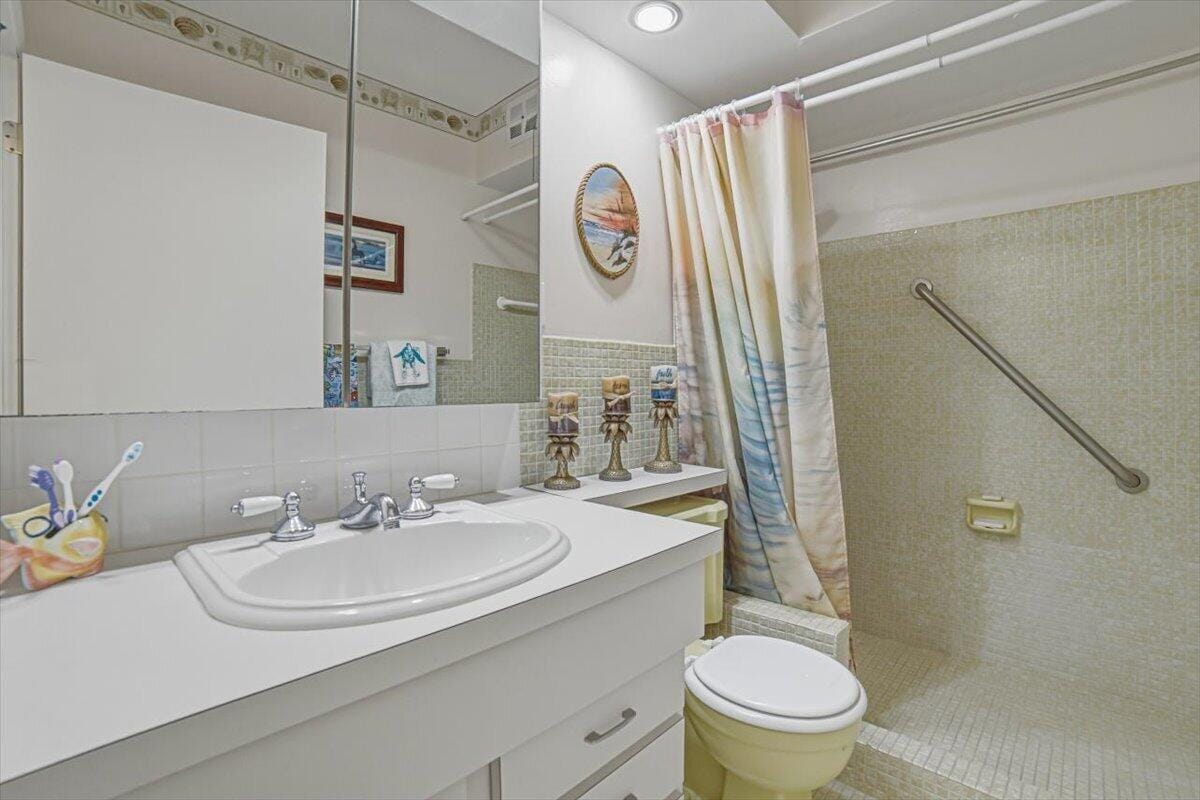101 Doolen Court 205, North Palm Beach, FL 33408 photo 26
