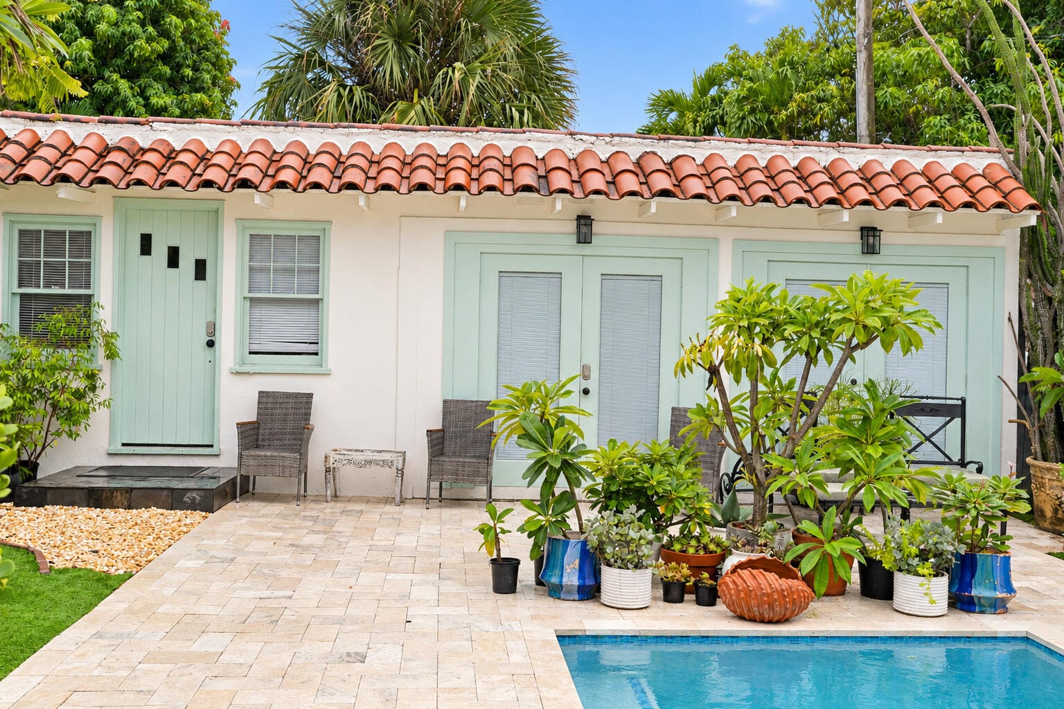 234 E GREENWOOD Drive, West Palm Beach, FL 33405 photo 18