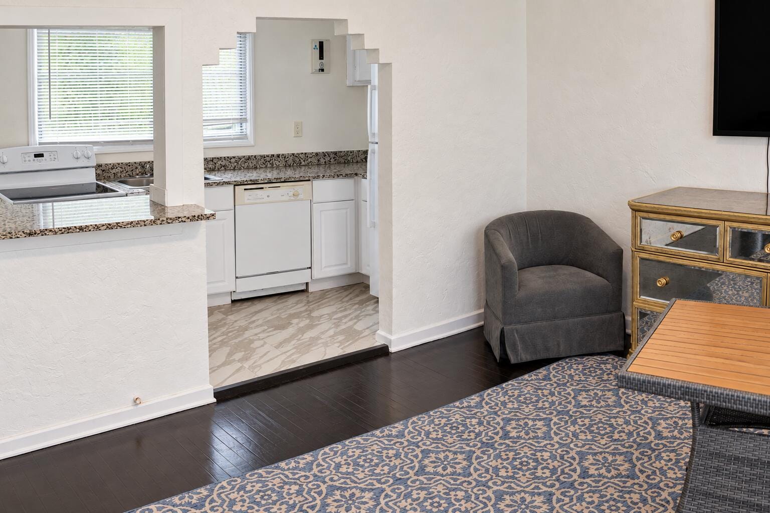 234 E GREENWOOD Drive, West Palm Beach, FL 33405 photo 21