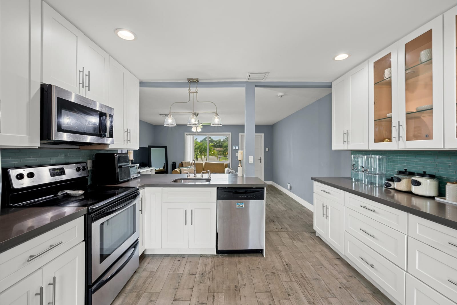 3767 SW 16TH Court — photo 9