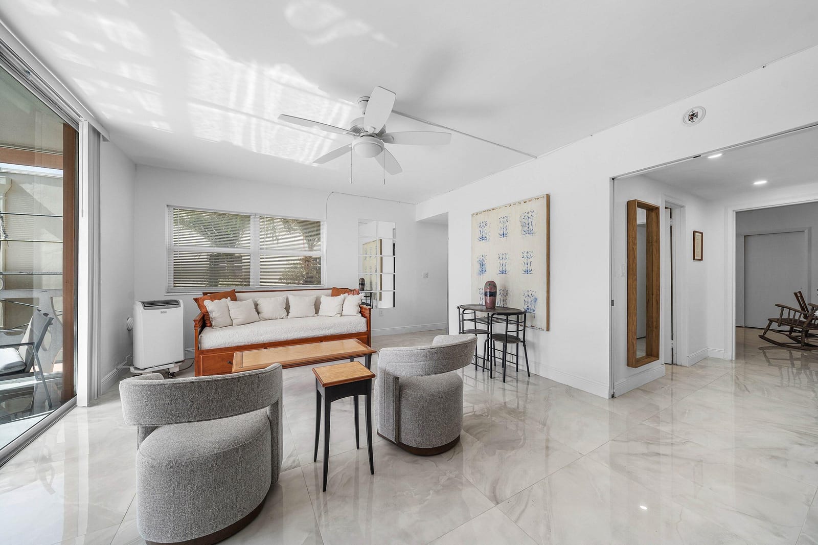 15 S GOLFVIEW Road 206 — photo 11