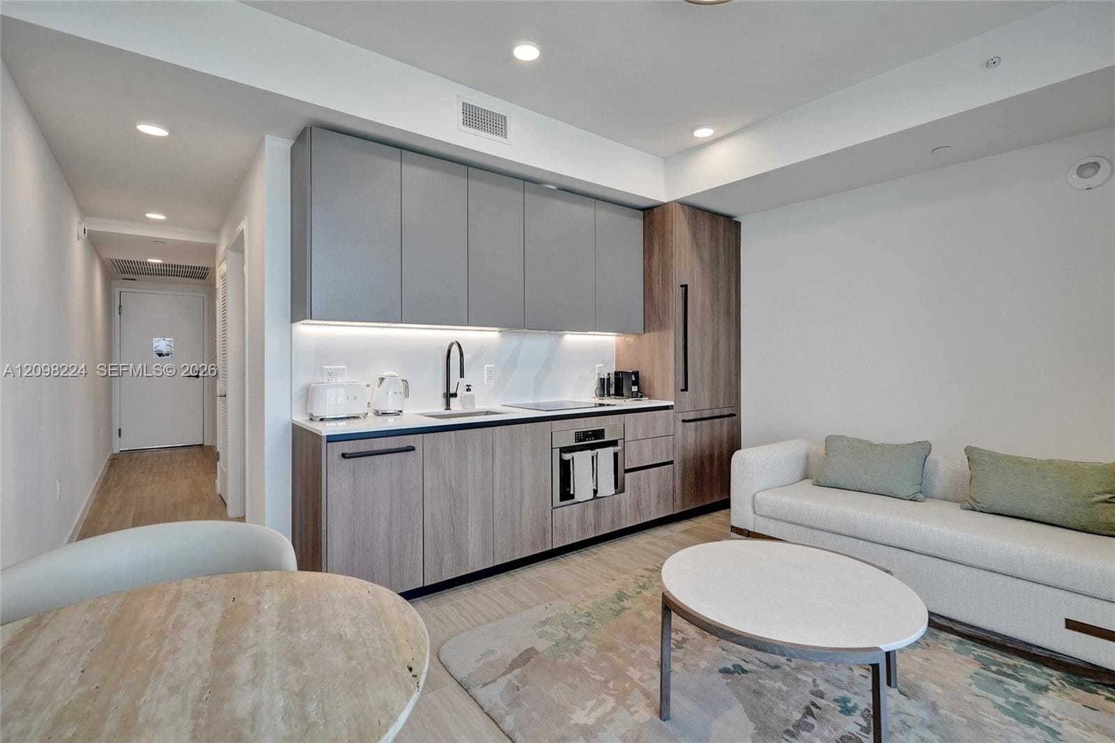 580 72nd Street 905, Miami Beach, FL 33141 photo 5