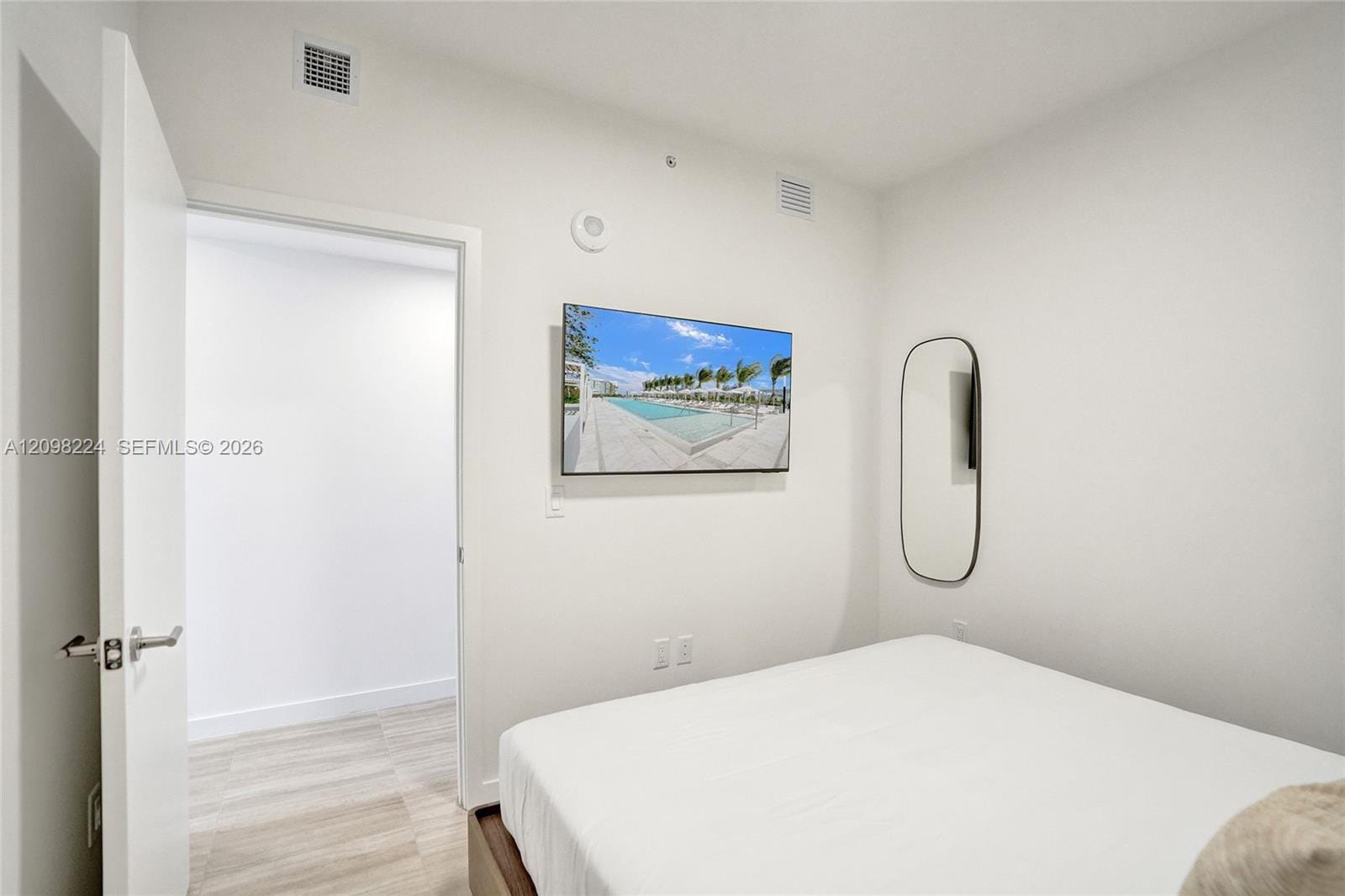 580 72nd Street 905, Miami Beach, FL 33141 photo 9