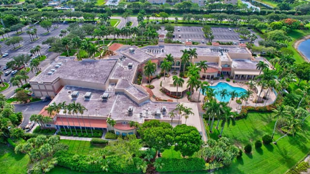 5938 Crystal Shores Drive 104, Boynton Beach, FL 33437