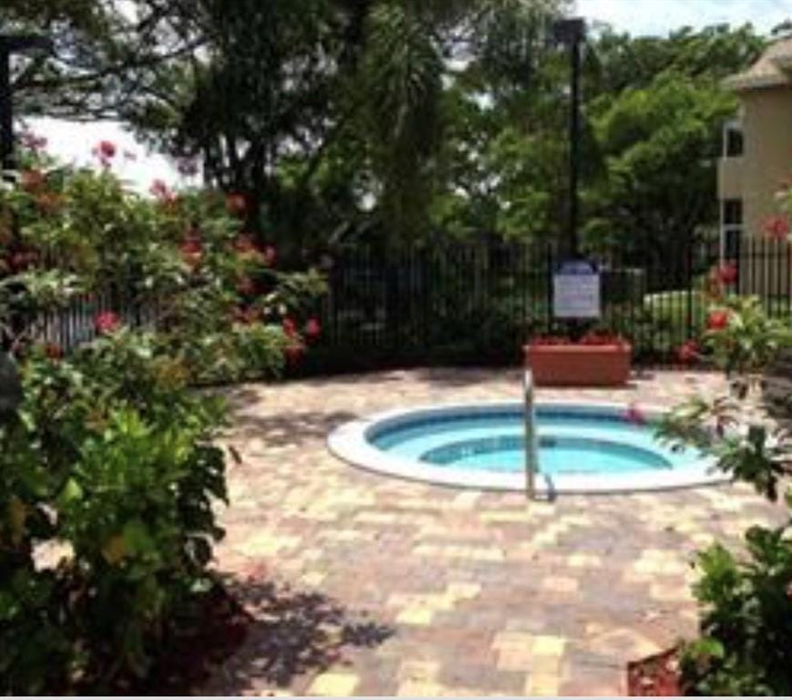 840 Cypress Park Way F3, Deerfield Beach, FL 33064 photo 11