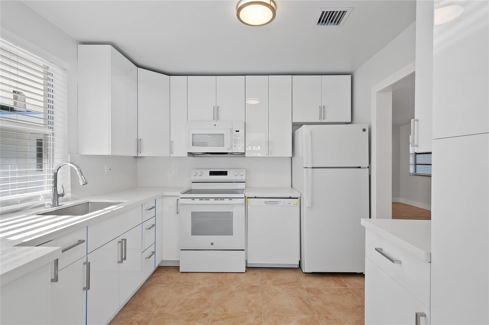 2208 NW 63RD Avenue — photo 3
