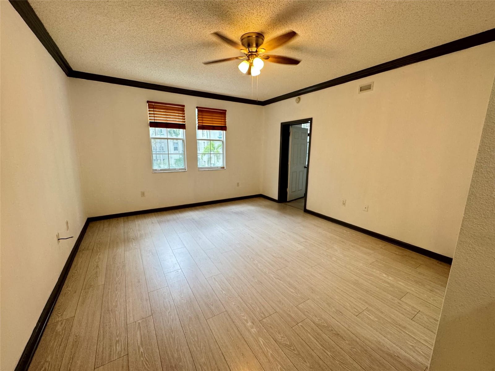 533 NE 3rd Avenue 207, Fort Lauderdale, FL 33301 photo 10