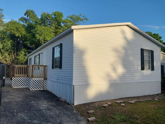 11909 COVE Place, Watergate, FL 33428