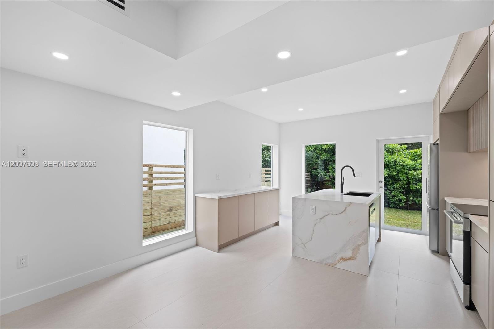6167 SW 64th Street — photo 8