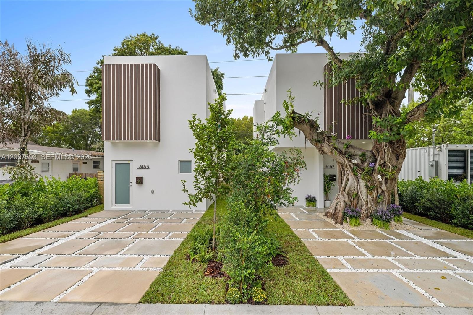3 bedroom home for sale at 6167 64th, South Miami, FL 33143 — $920,000