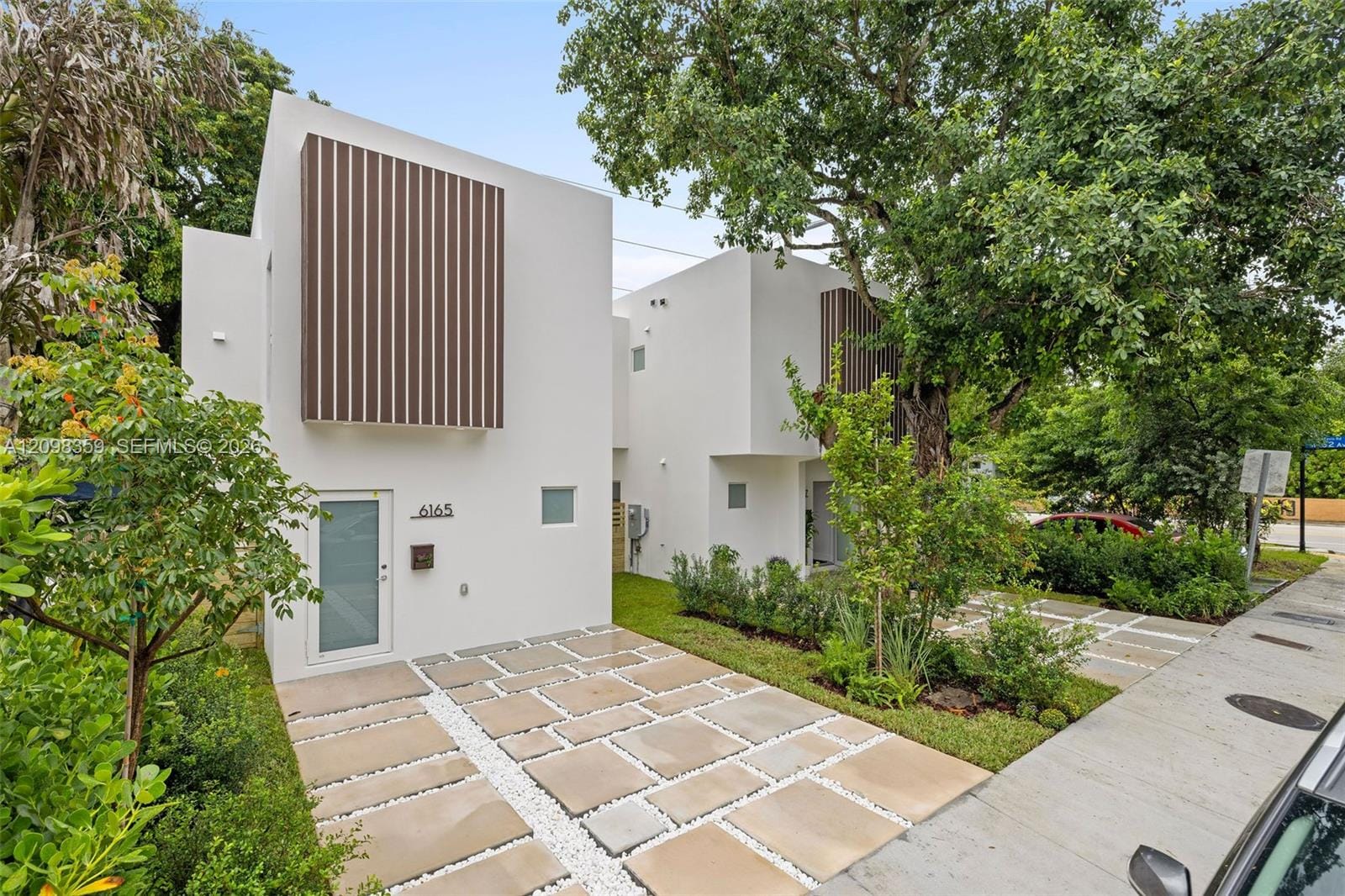 6165 SW 64th Street — photo 2
