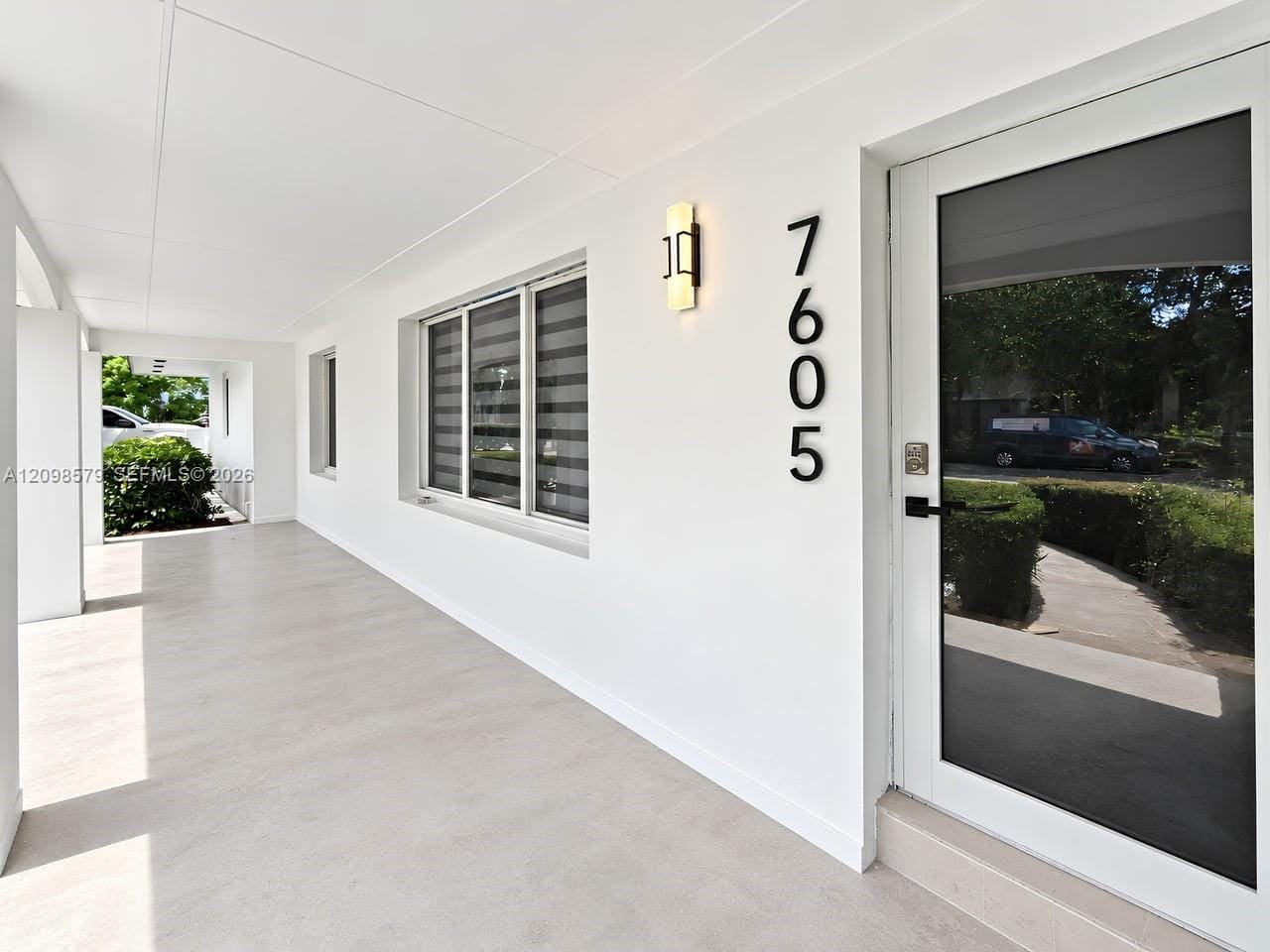 7605 SW 179th Terrace, Palmetto Bay, FL 33157 photo 5