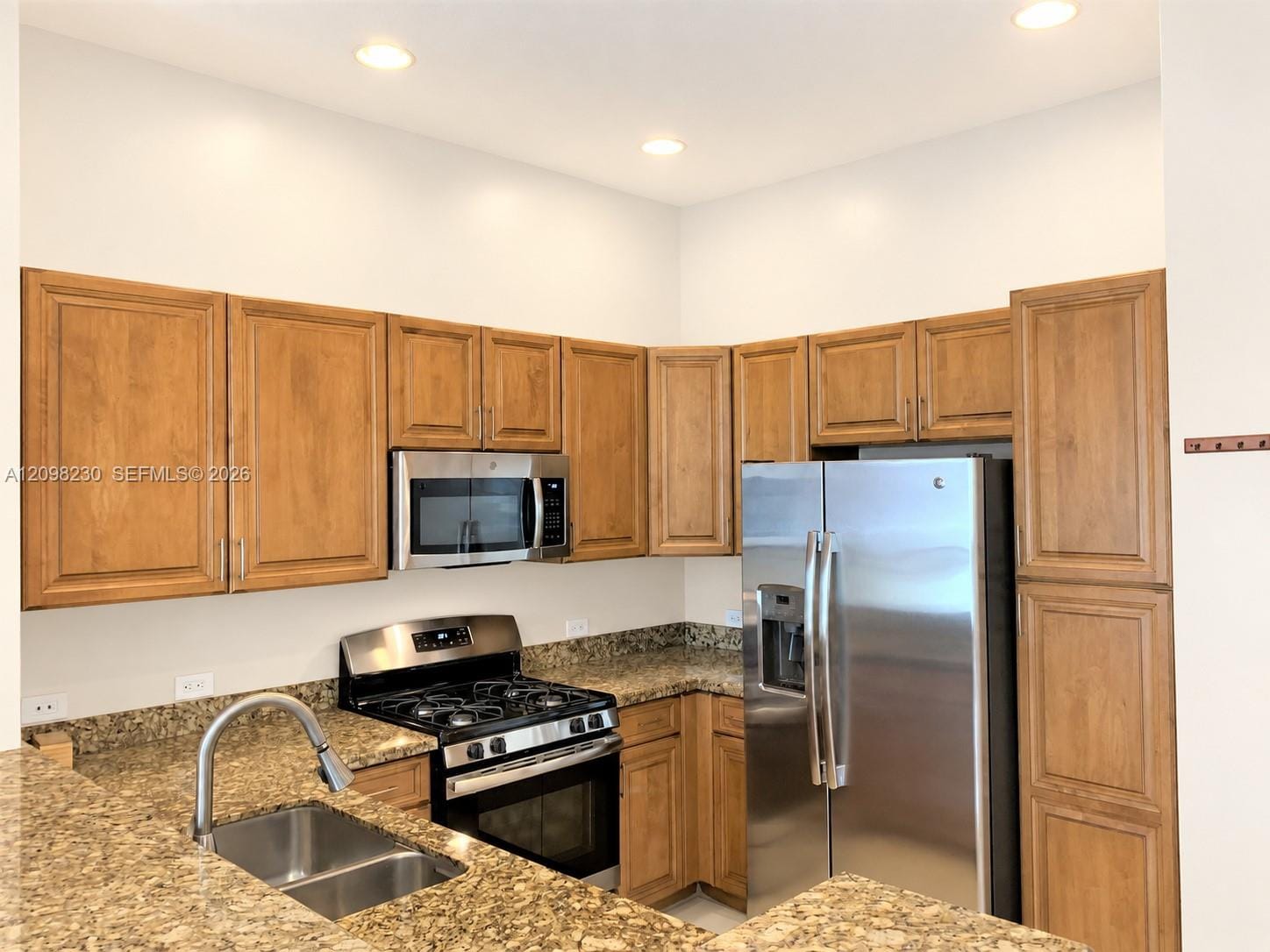 2925 NW 126th Avenue 1-411, Sunrise, FL 33323 photo 6