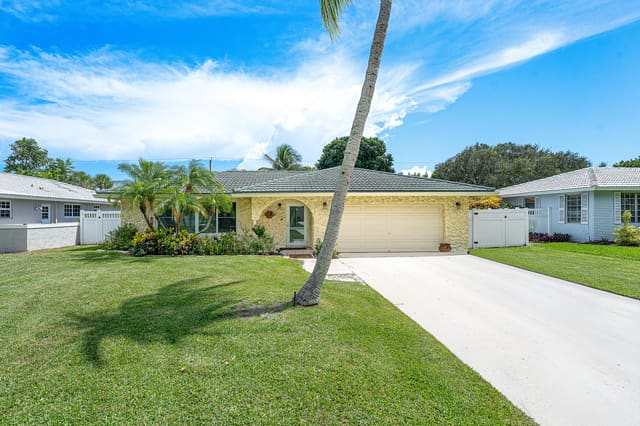4520 NW 5TH Avenue, Boca Raton, FL 33431