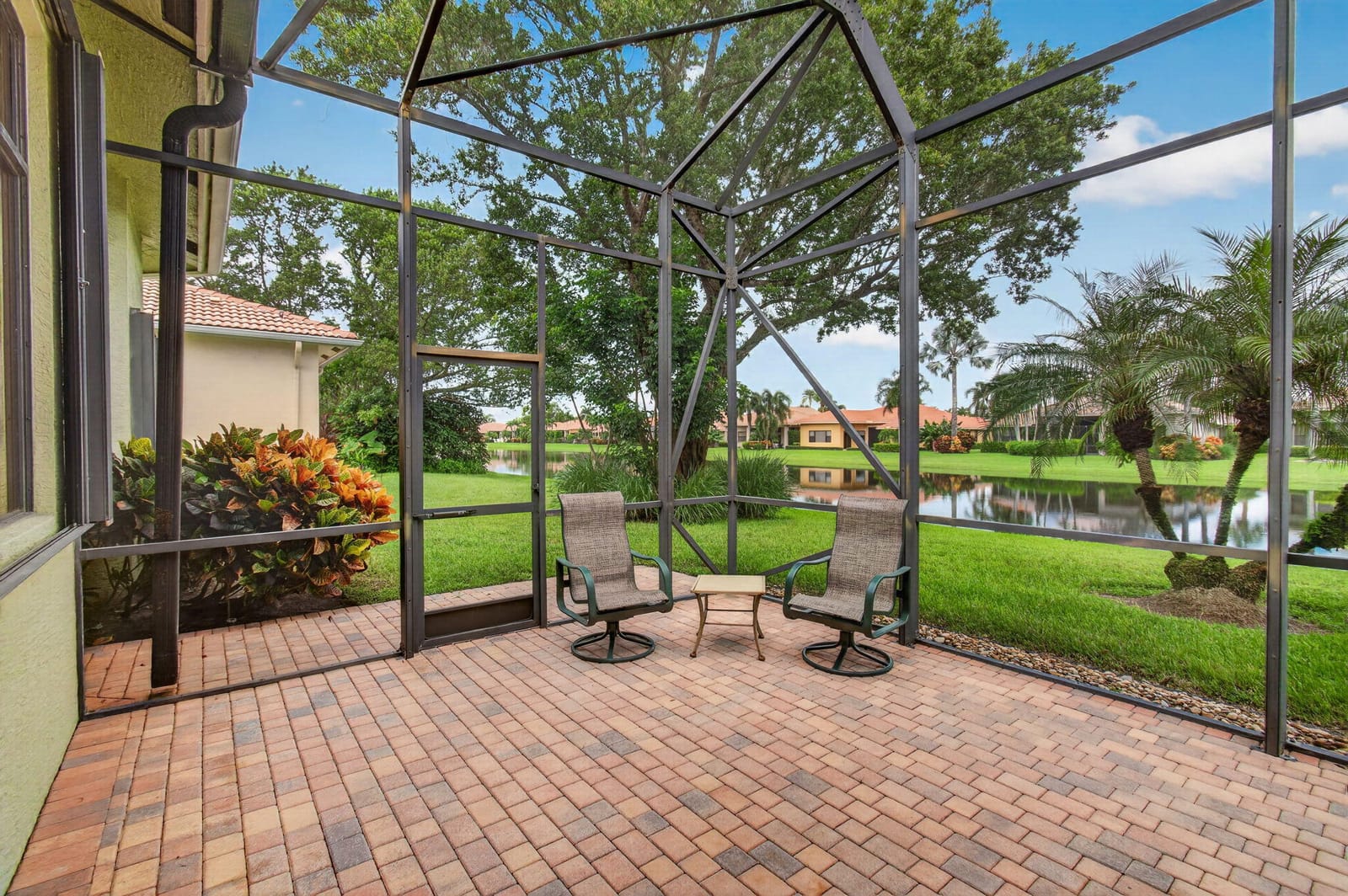 6872 ANTINORI Lane — photo 3