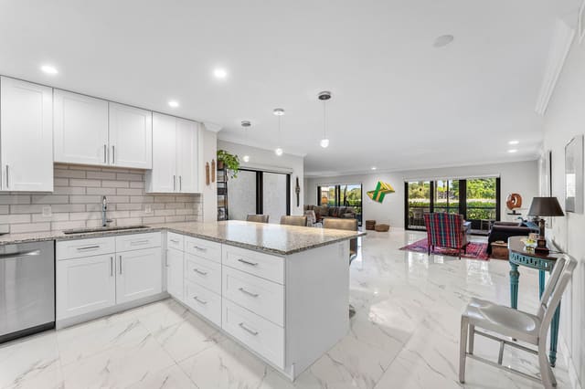 12 Stratford Drive E A, Boynton Beach, FL 33436