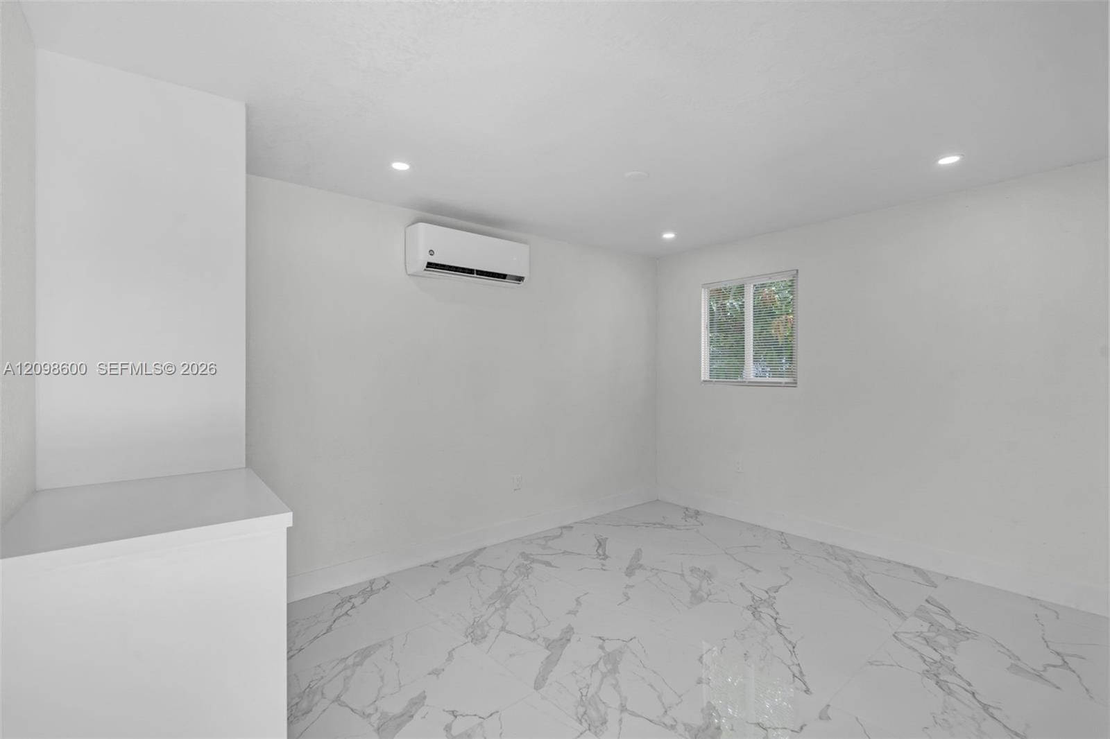 910 NW 123rd Street — photo 11