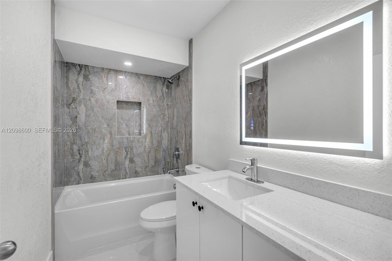 910 NW 123rd Street — photo 3