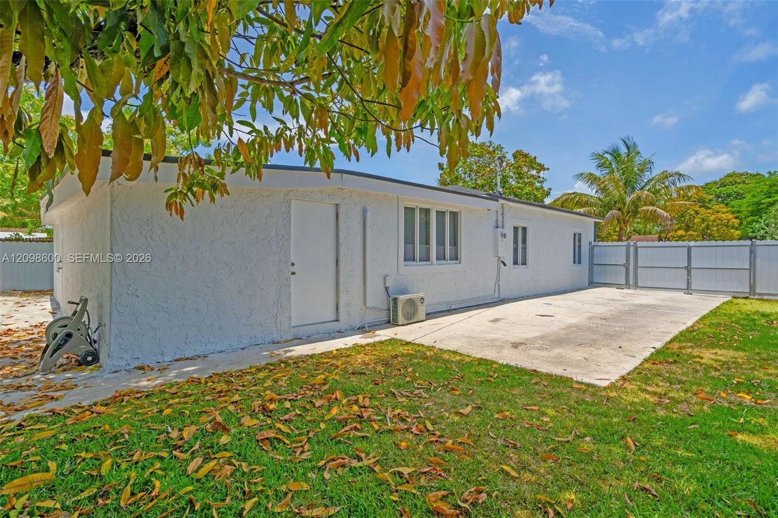 910 NW 123rd Street — photo 5