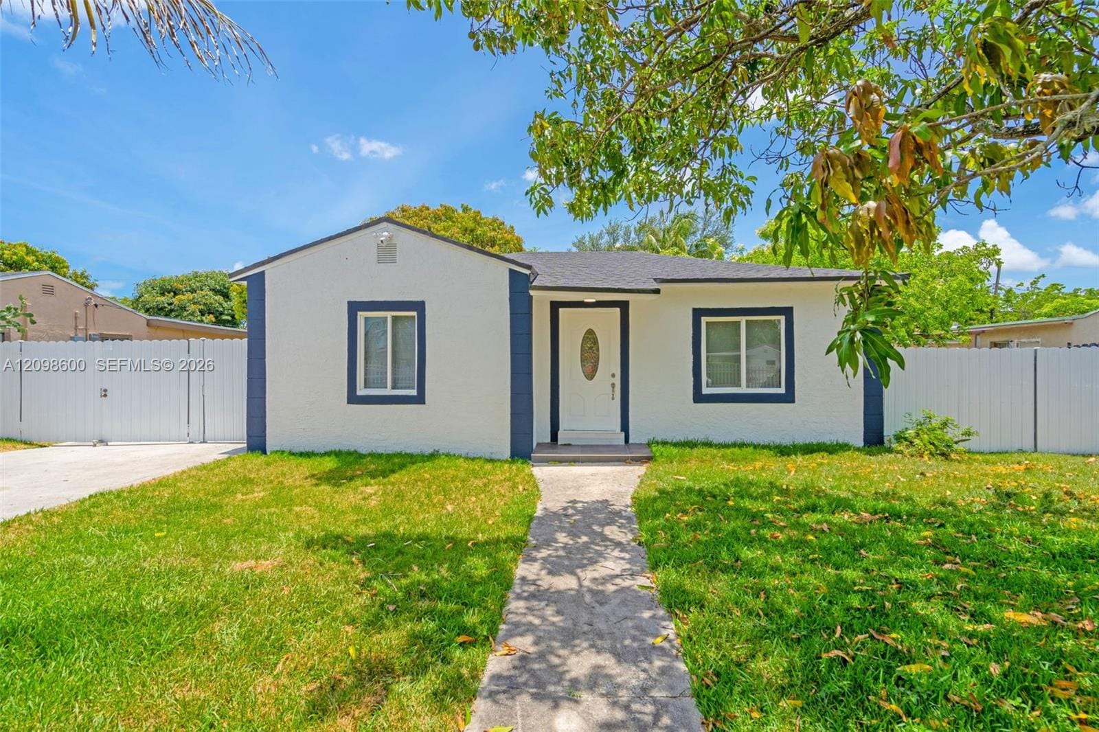 910 NW 123rd Street, North Miami, FL 33168