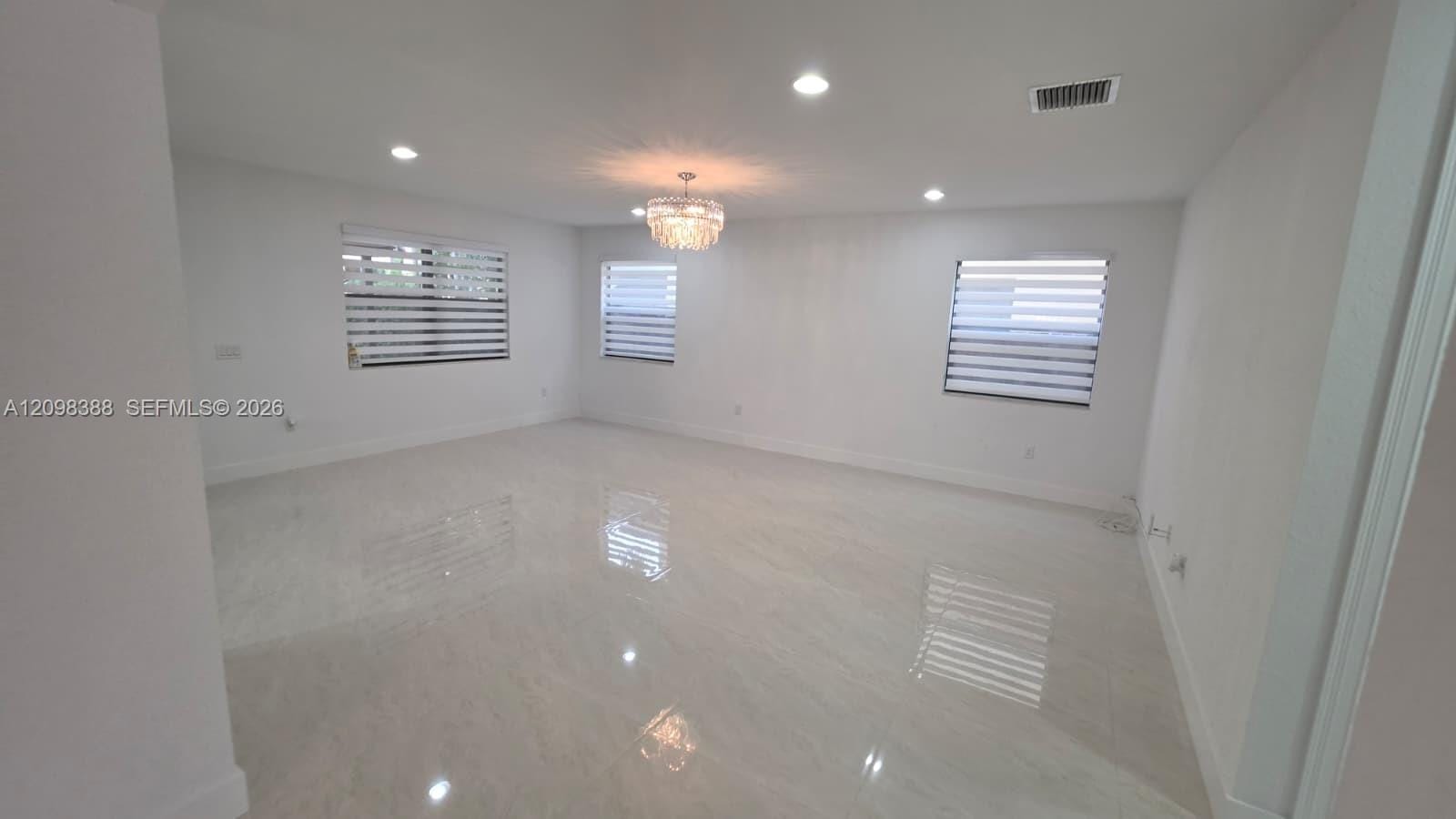 8870 NW 99th Avenue 8870, Doral, FL 33178 photo 16