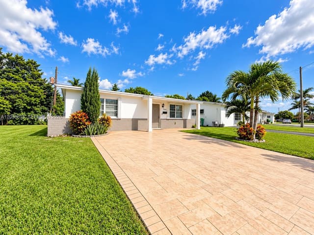 2560 NW 81st Terrace, Sunrise, FL 33322