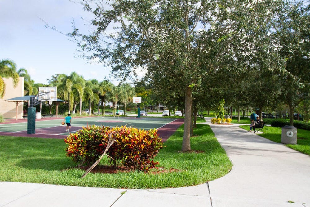 706 Del Vista Road, Pompano Beach, FL 33069 photo 19