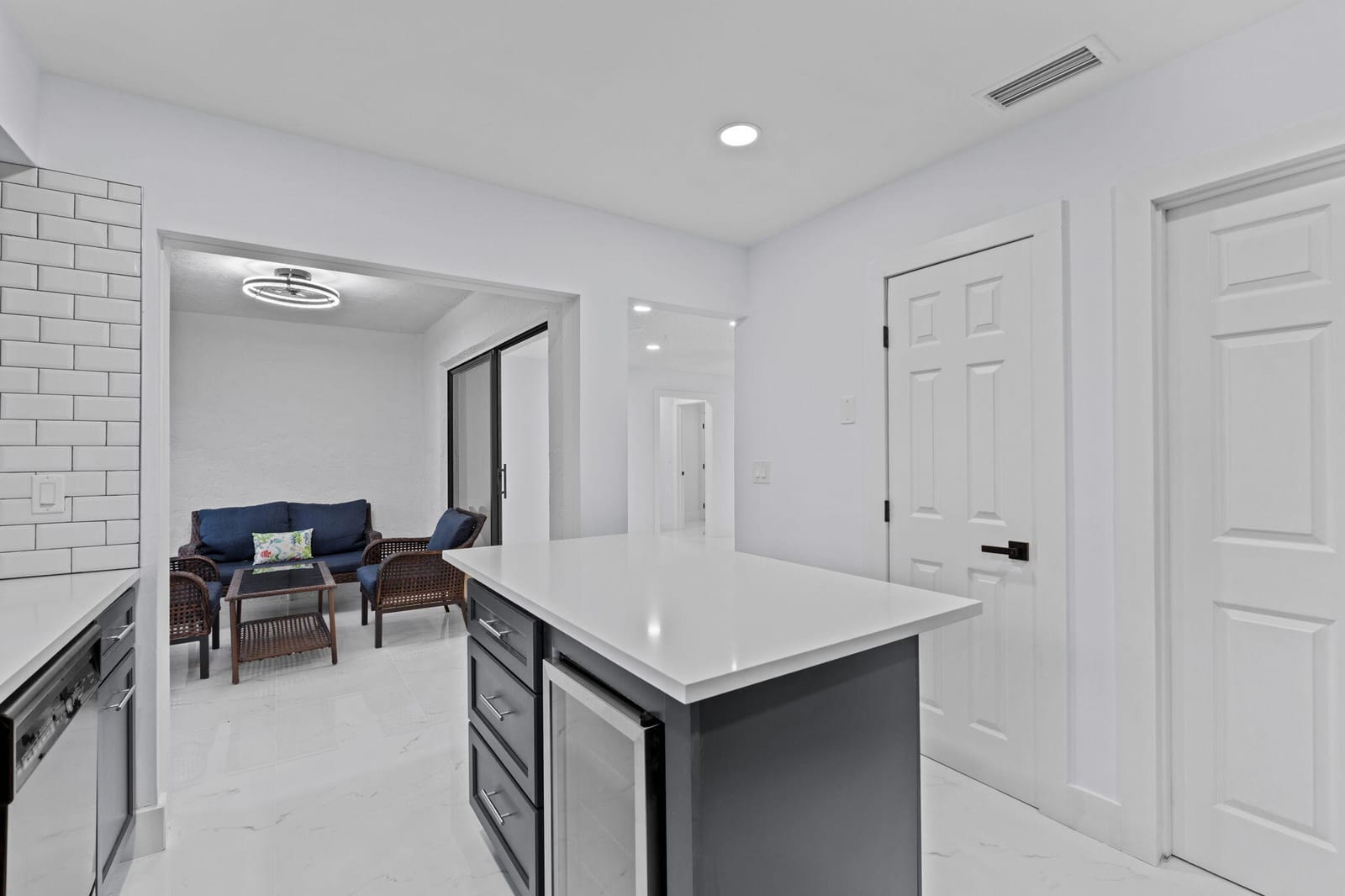 9880 Chestnut Tree Terrace B — photo 10