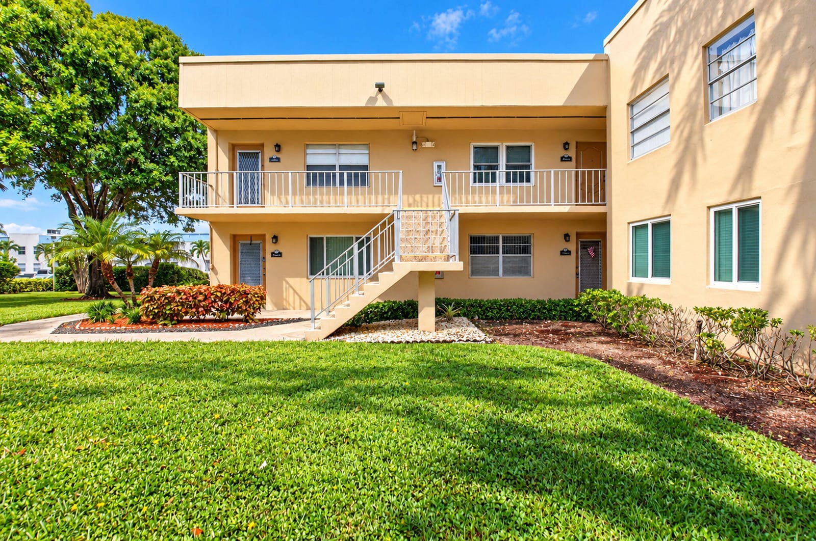 386 Capri I, Delray Beach, FL 33484 photo 19