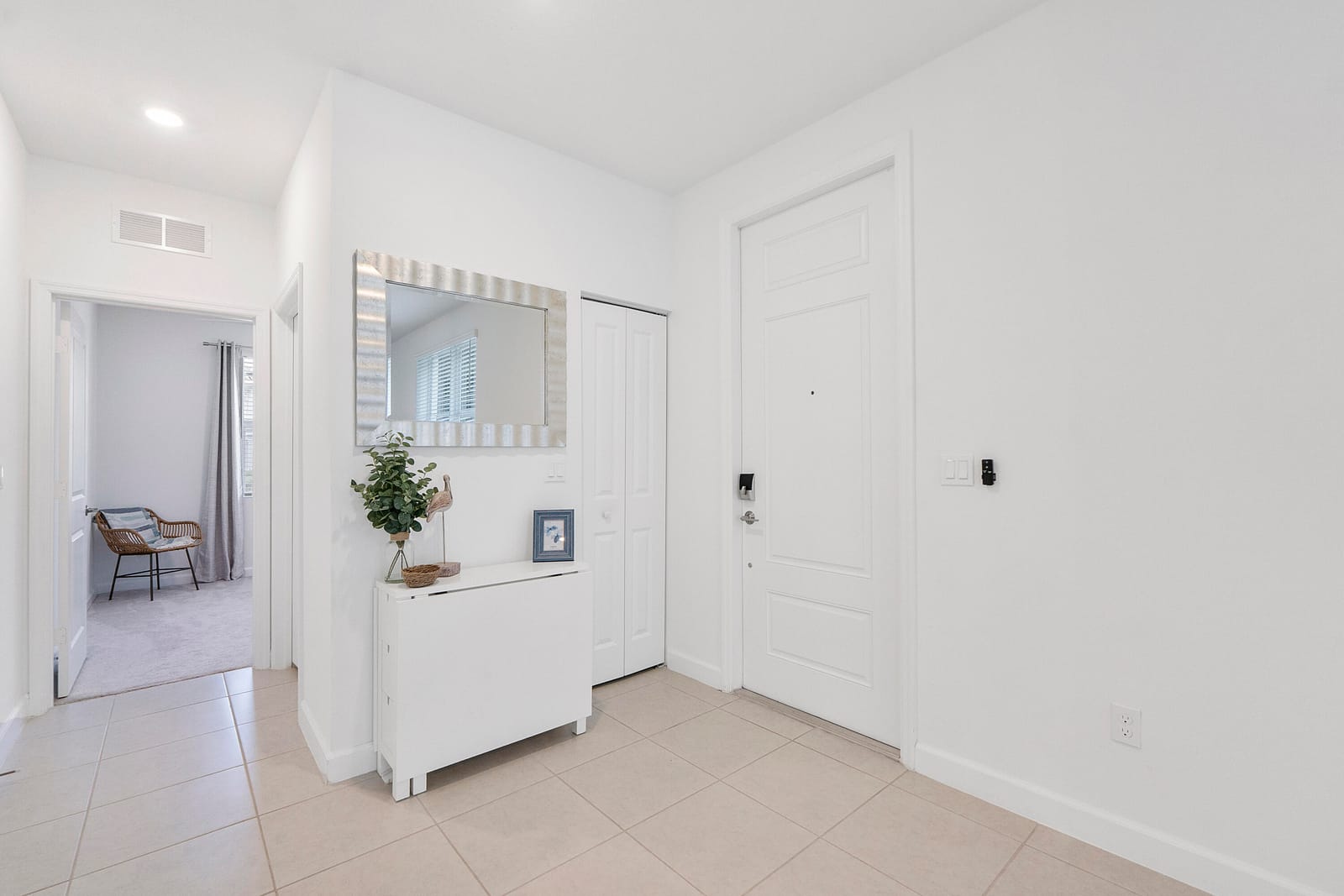 4567 Hollister Avenue — photo 6