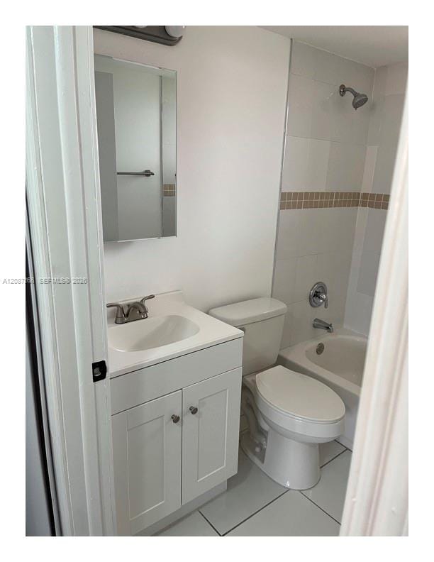 5400 W 21st Court 407, Hialeah, FL 33016 photo 8