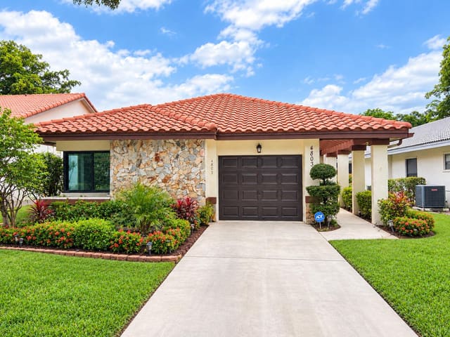 4803 BOXWOOD Circle, Boynton Beach, FL 33436